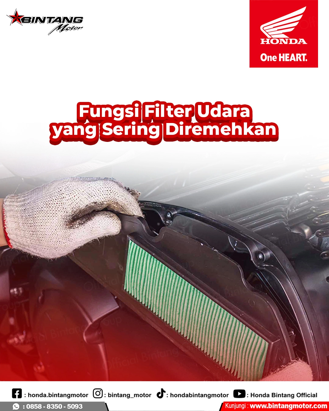 Perbandingan filter udara Honda yang baru dan yang sudah kotor di bengkel resmi Bintang Motor.
