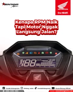 Mekanik Bintang Motor sedang membongkar bagian CVT untuk mengatasi masalah RPM tinggi pada motor Honda matic.